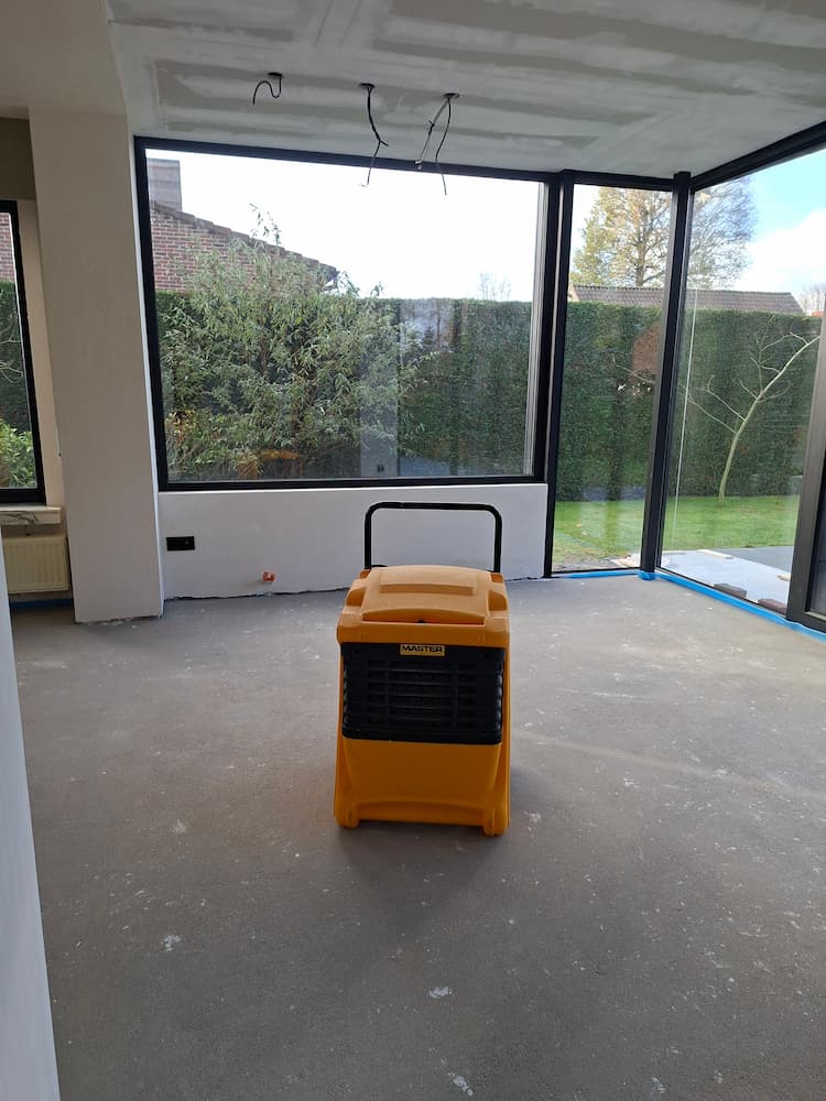 Bouwdroger geplaatst tijdens keukenrenovatie in Poederlee