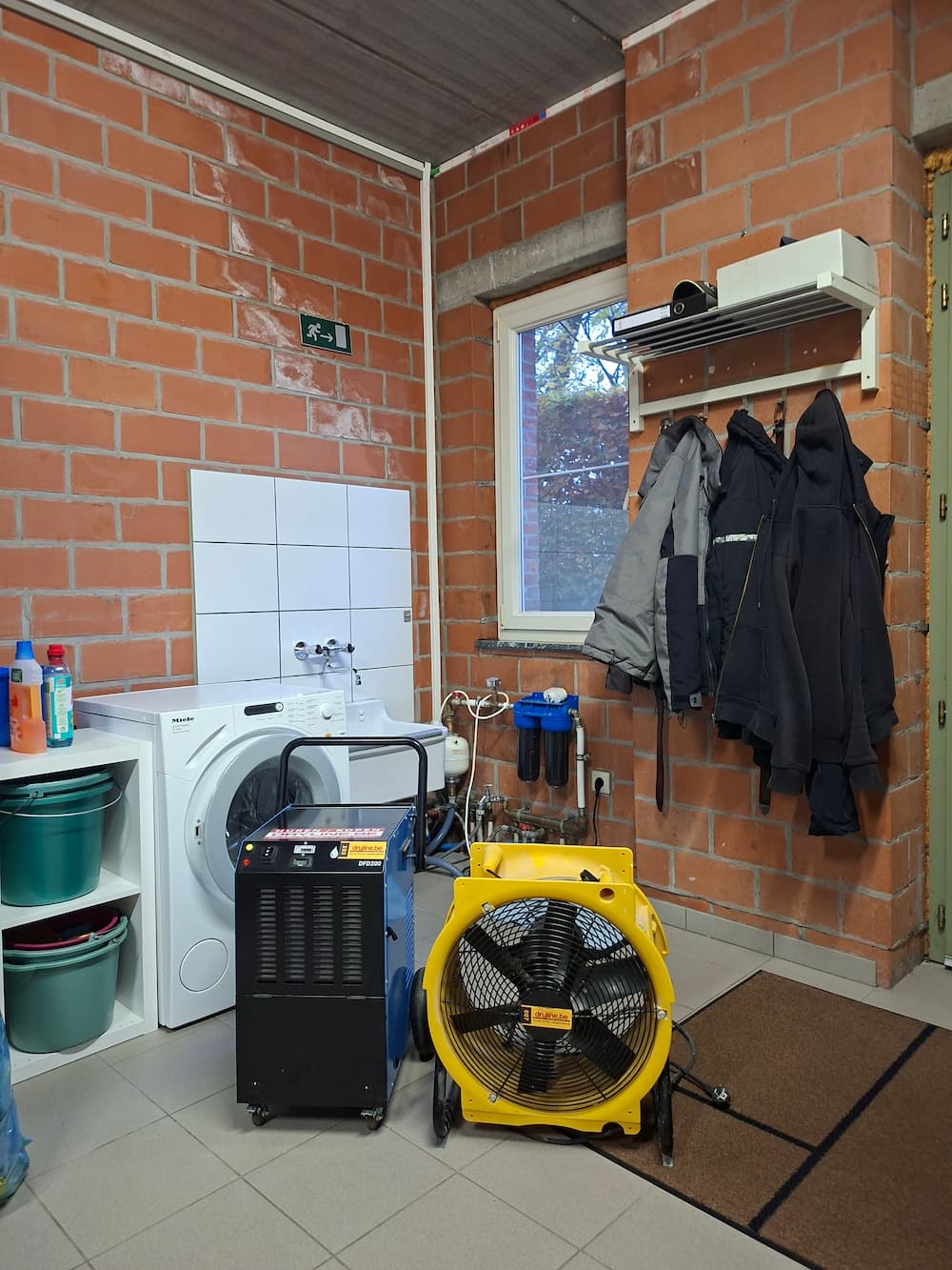 Bouwdroger pakket waterschade
